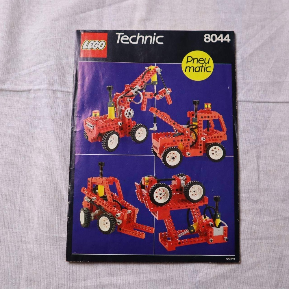 LEGO Technic 8044 Pneumatic Construction Vehicle‎ Building Toy Set READ - Picture 5 of 7